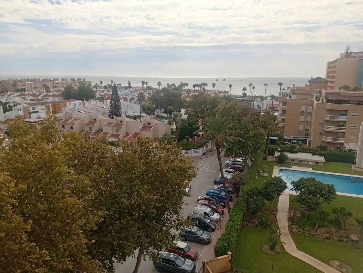 Vista exterior de Estudio de alquiler en Málaga con Terraza, Amueblado y Piscina comunitaria