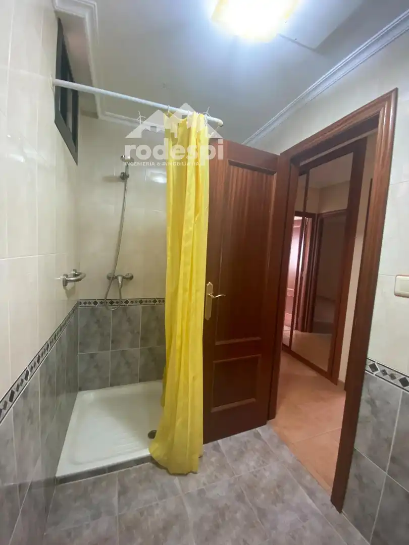 Bedroom of Flat for rent in A Cañiza    with Heating, Storage room and Furnished