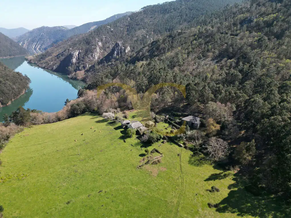 Casa o xalet en venda en Villayón amb Jardí privat
