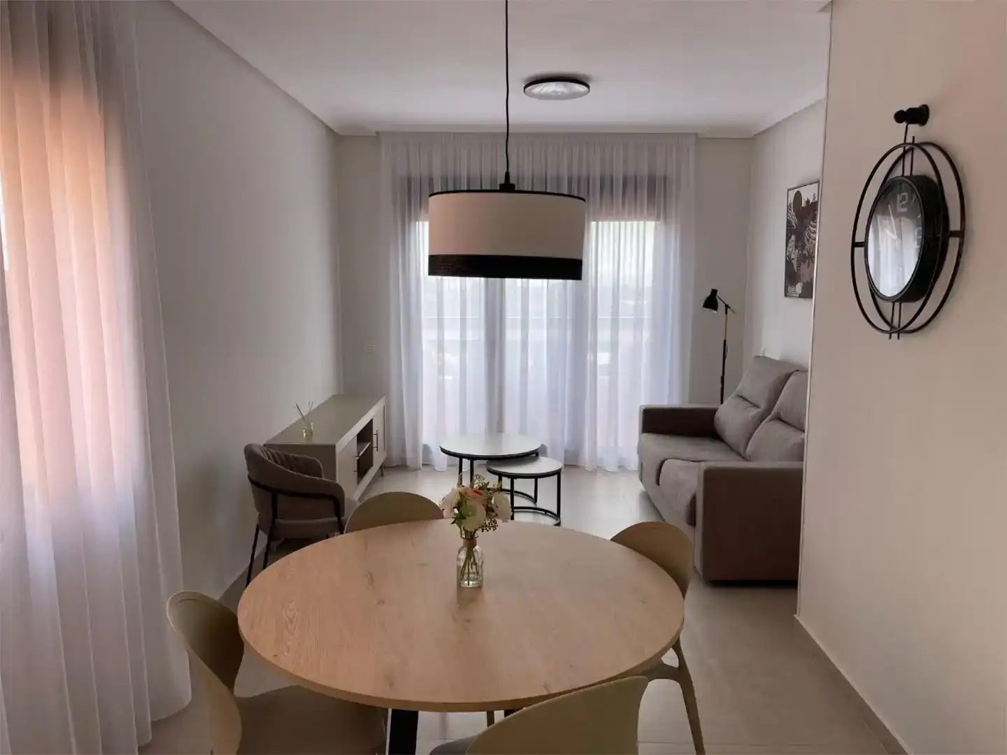 Wohnzimmer von Wohnung zur Miete in Los Alcázares mit Klimaanlage, Schwimmbad und Balkon