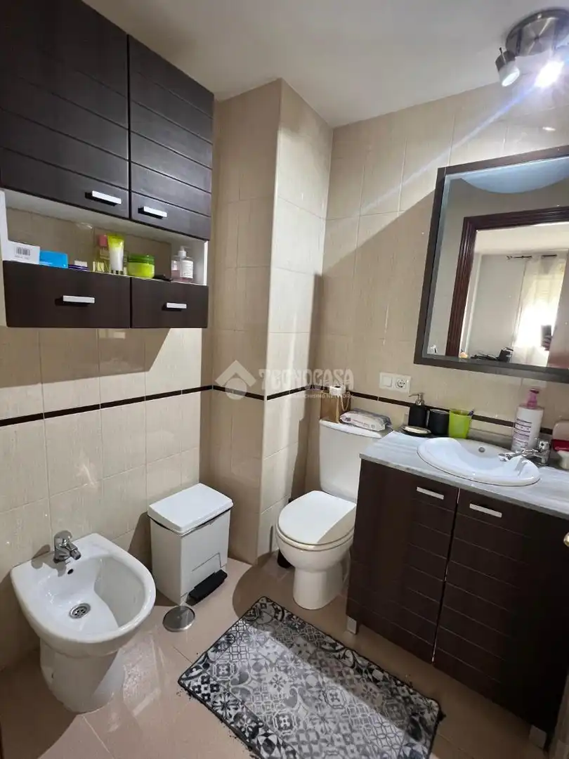 Baño de Piso en venta en Dos Hermanas con Terraza