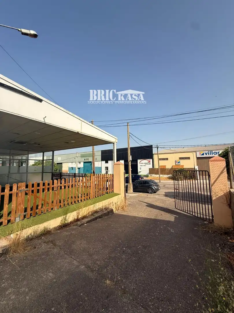 Local comercial en venda a herreros, imagen 15