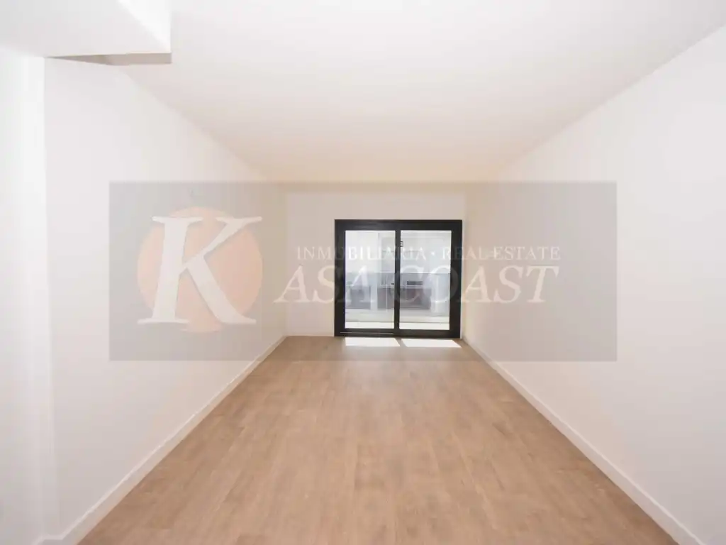 Sala de estar de Piso en venta en Fuengirola con Aire acondicionado y Terraza