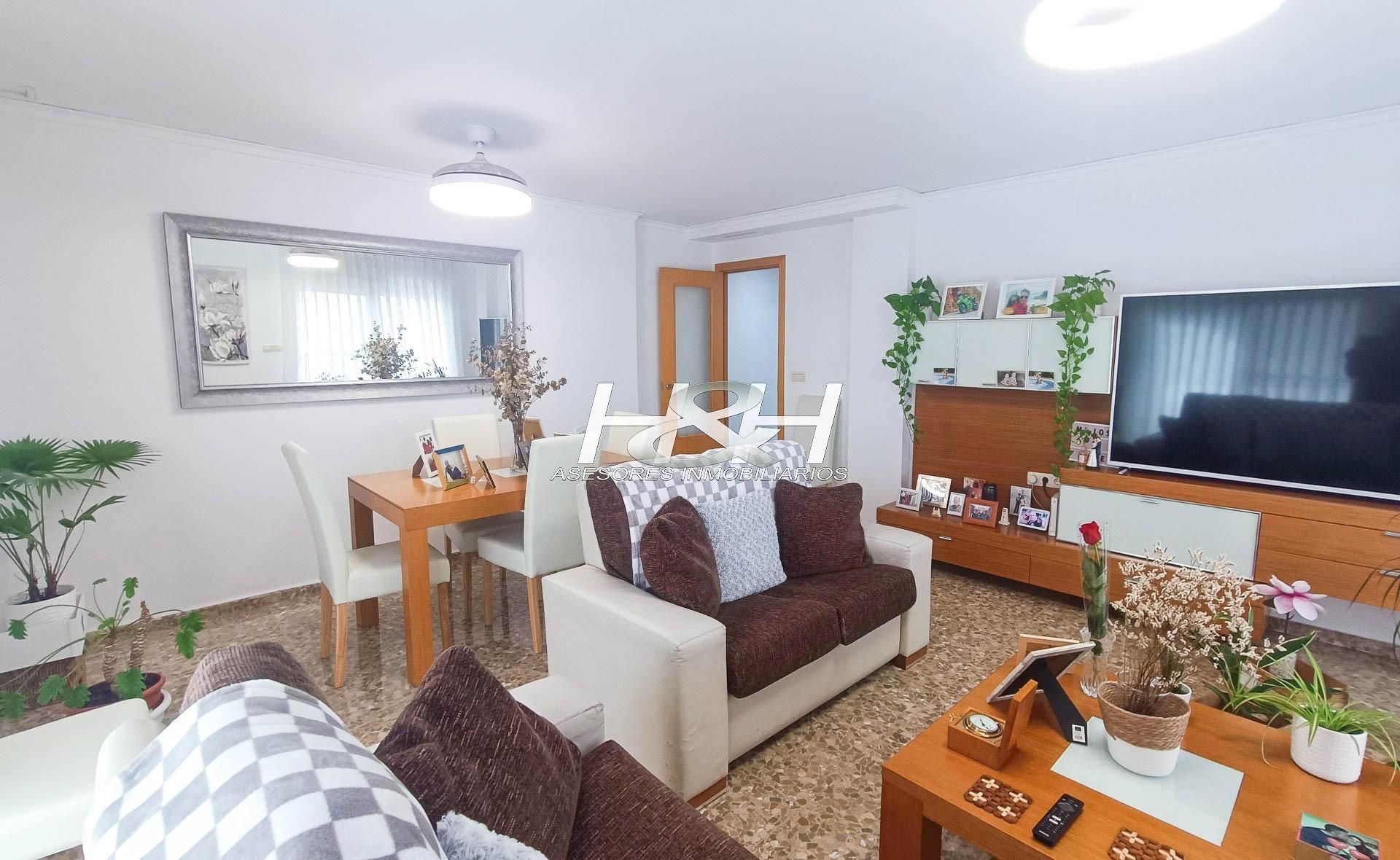 Living room of Flat for sale in  Valencia Capital  with Storage room and Balcony