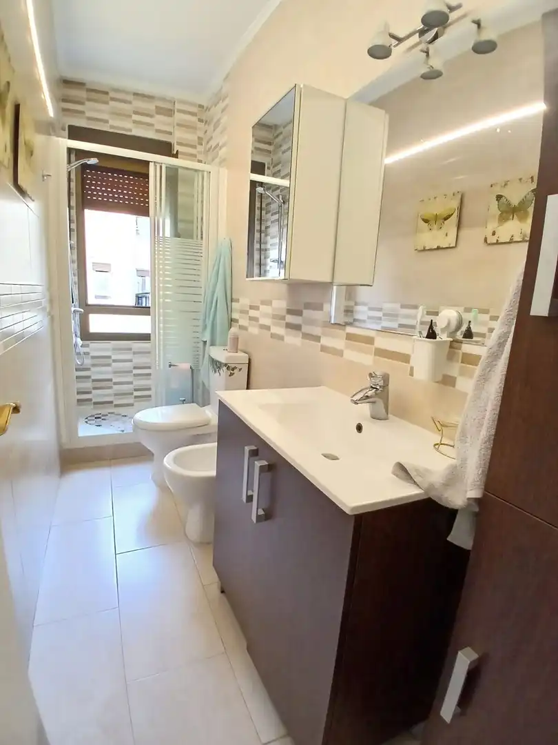 Bathroom of Flat for sale in Barakaldo   with Heating and Balcony