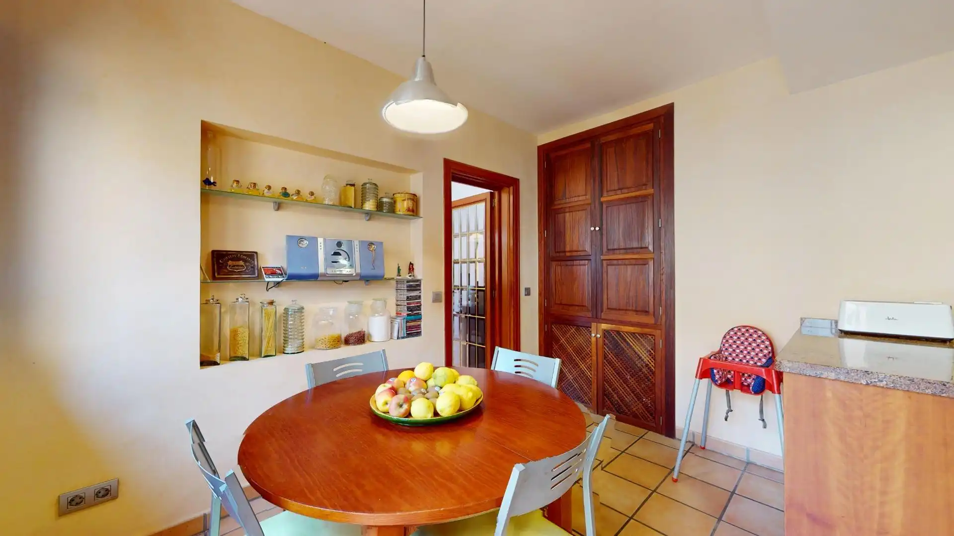 Cuina de Casa o xalet en venda en  Palma de Mallorca amb Aire condicionat, Jardí privat i Terrassa