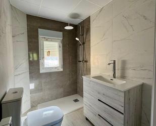 Bathroom of Flat for sale in  Zaragoza Capital