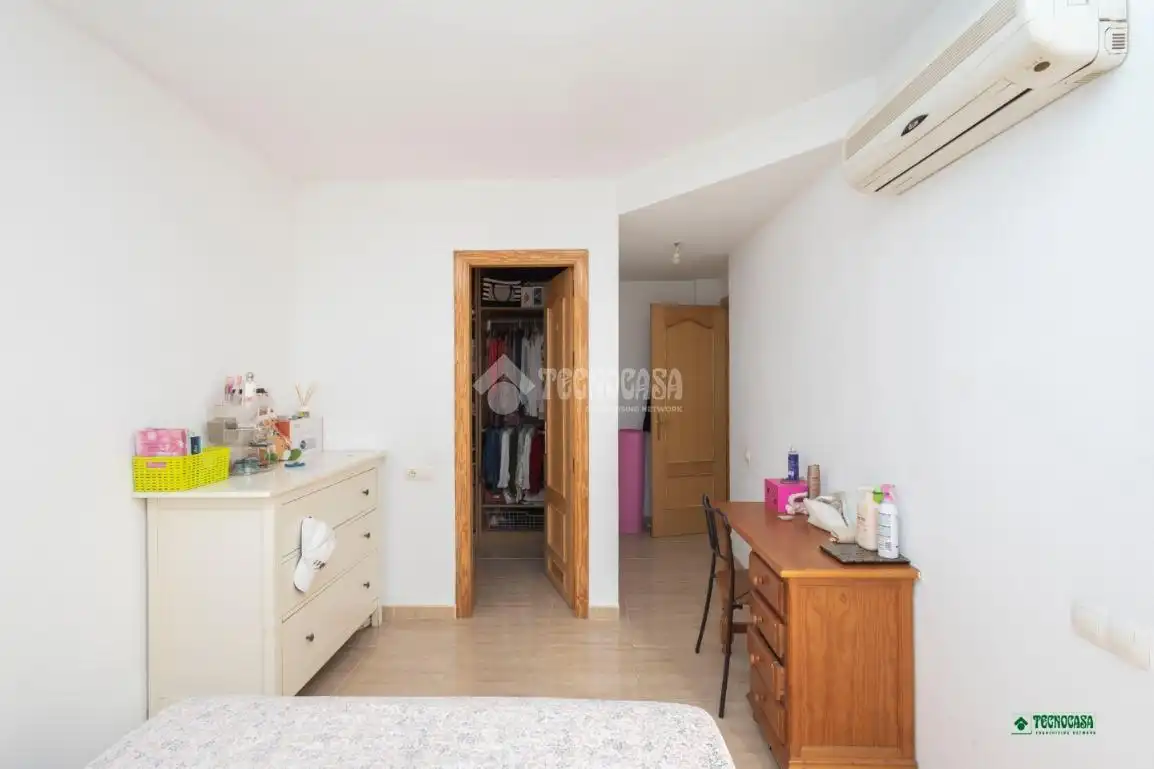 Habitación de Piso en venta en Almería con Aire acondicionado