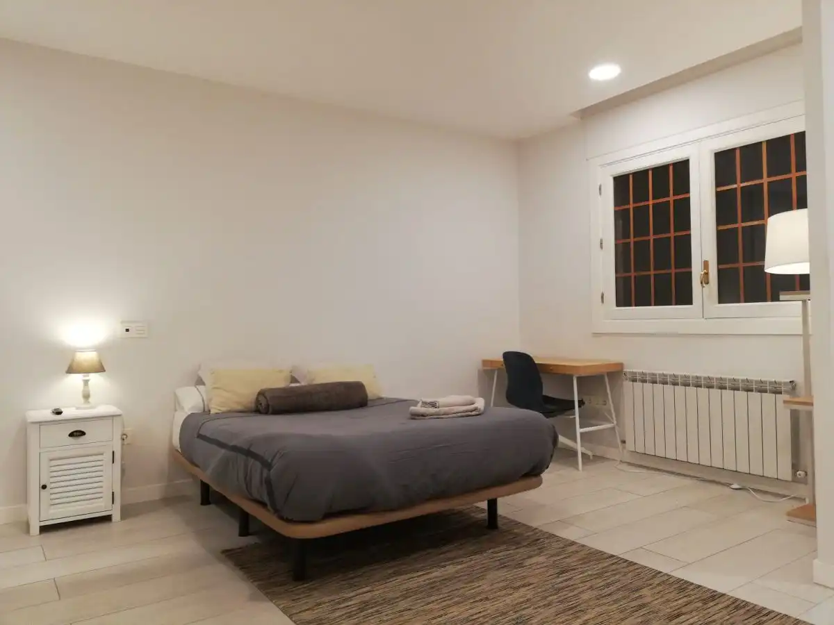 Bedroom of Flat for share in Villaviciosa de Odón  with Heating