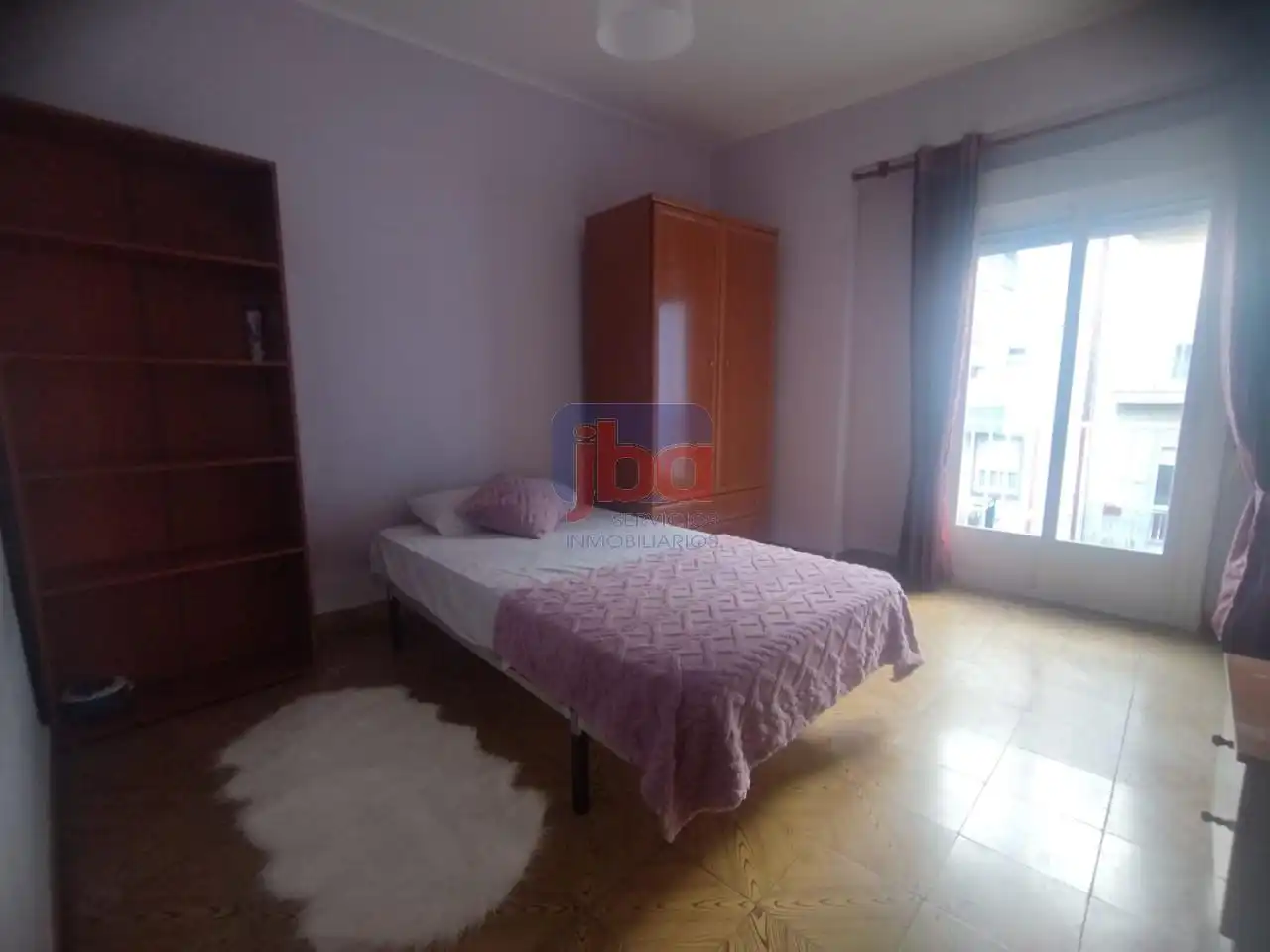 Habitación de Piso en venta en Ourense Capital  con Calefacción y Balcón