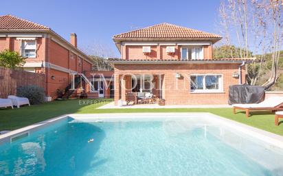 Exterior view of House or chalet for sale in Argentona  with Heating, Private garden and Terrace