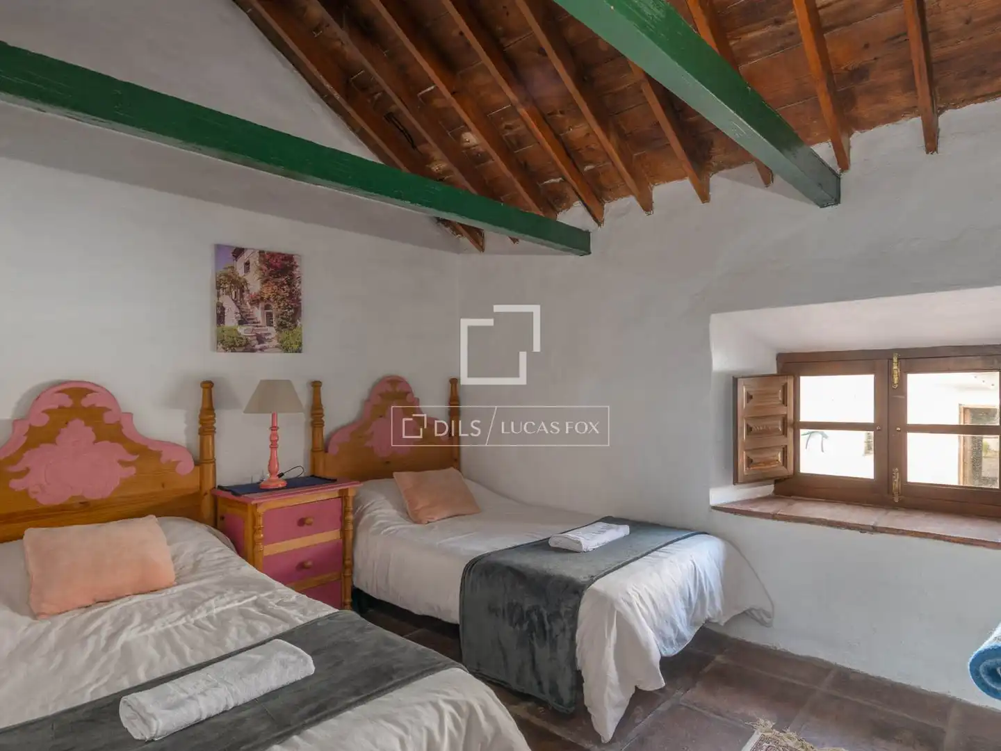Dormitori de Finca rústica en venda en Málaga amb Jardí privat, Terrassa i Piscina