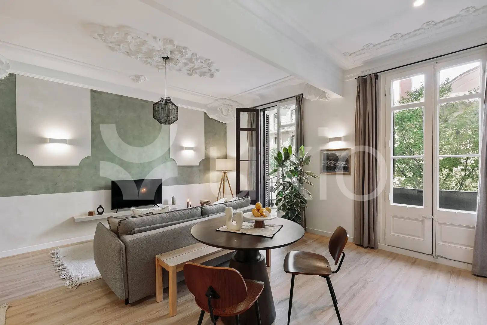 Sala de estar de Estudio de alquiler en Barcelona con Aire acondicionado, Calefacción y Amueblado