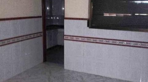 piso de cuatro habitaciones y un baño, imatge 3