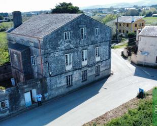 Vista exterior de Finca rústica en venda en Castropol amb Traster