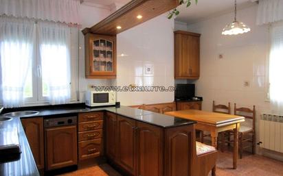 Kitchen of Flat for sale in Laudio / Llodio  with Balcony