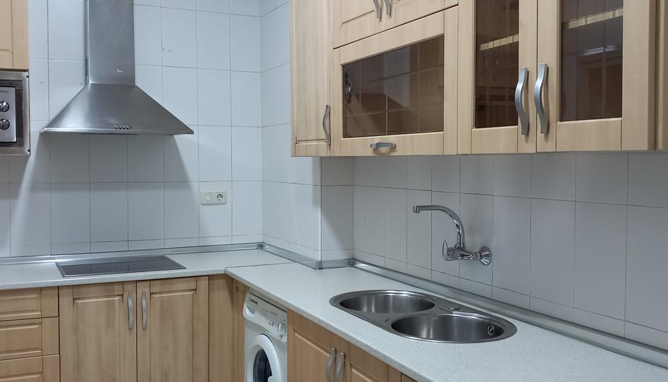 Photo 1 of Flat to rent in Plaza de Bib-rambla, Centro - Sagrario, Granada