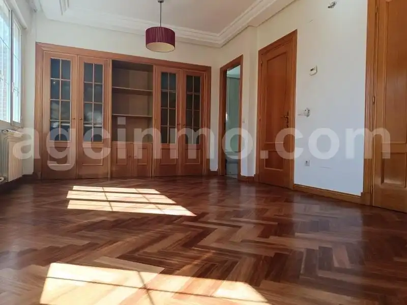 Sala de estar de Casa o chalet en venta en Simancas, Valladolid