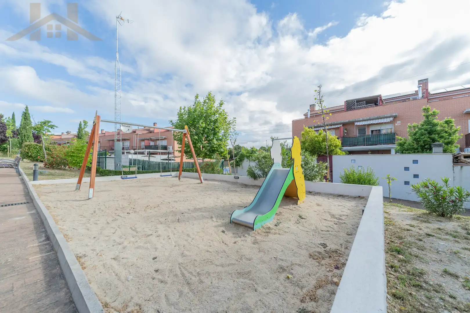 Reihenhaus mit Terrasse zum Verkauf in Calle de Santander 22, imagen 31
