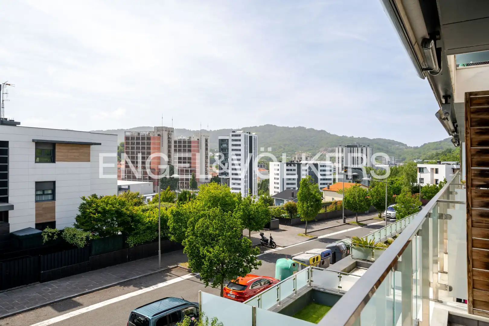 Außenansicht von Wohnung zum Verkauf in Donostia - San Sebastián  mit Heizung, Terrasse und Schwimmbad