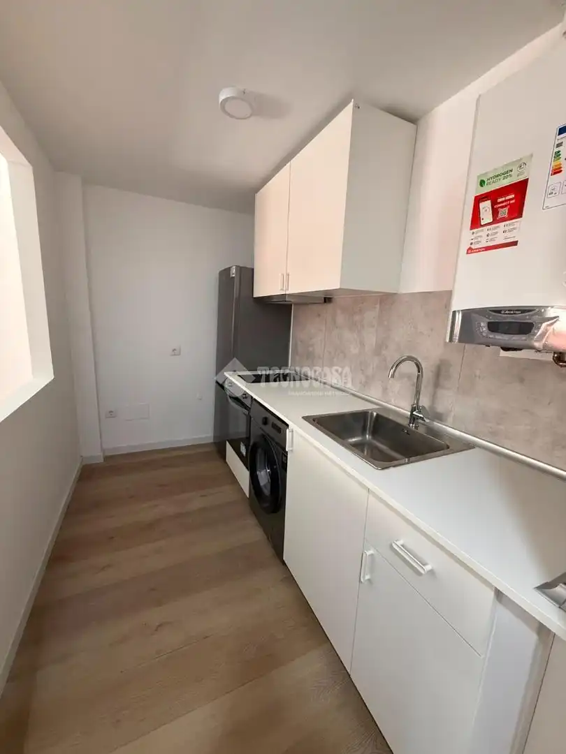 Cocina de Piso de alquiler en Madrid con Aire acondicionado, Calefacción y Trastero