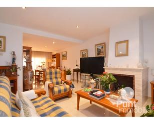 Living room of Single-family semi-detached for sale in Premià de Dalt  with Air Conditioner and Terrace