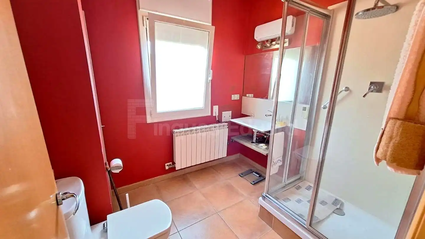 Bany de Casa o xalet en venda en Argentona amb Aire condicionat, Terrassa i Balcó