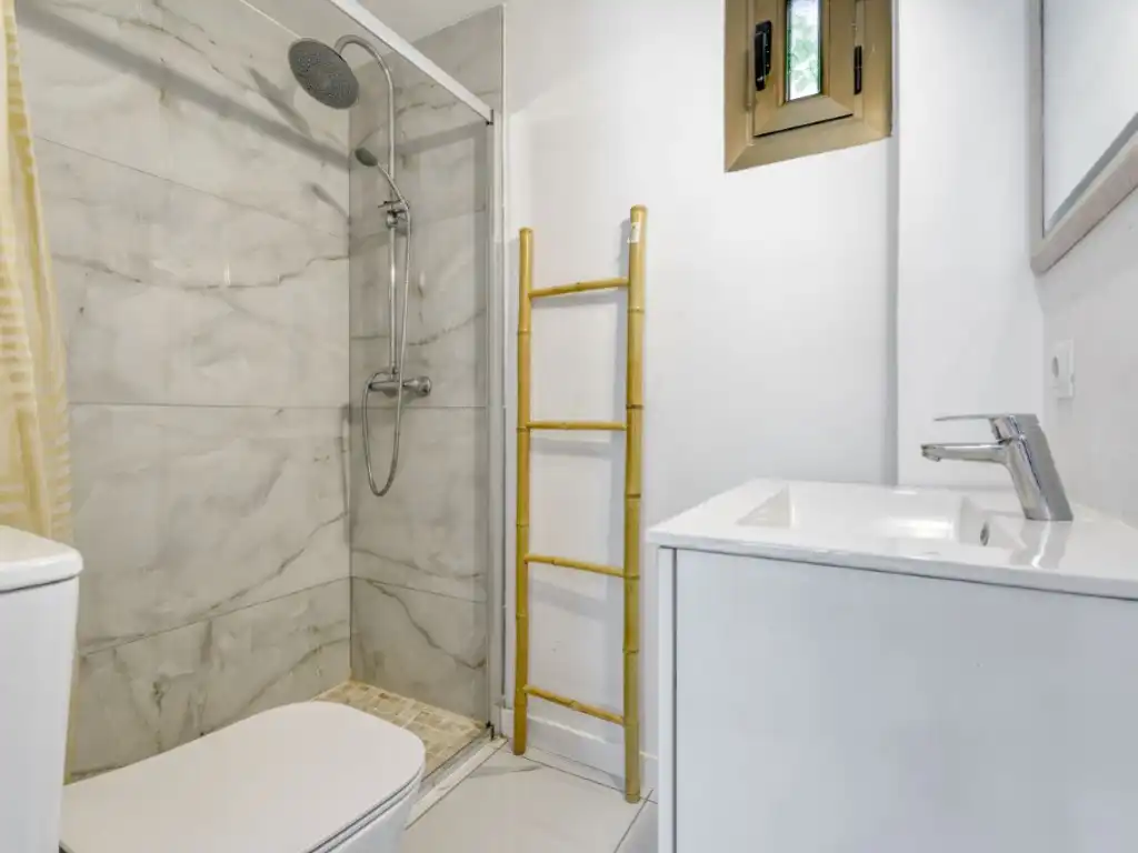 Piso con piscina en venta en Calle De Josep Carner 8, imagen 7