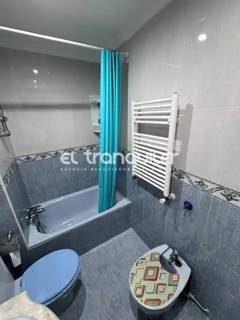 Bathroom of Flat for rent in Madrid  with Air Conditioner, Furnished and Washing machine