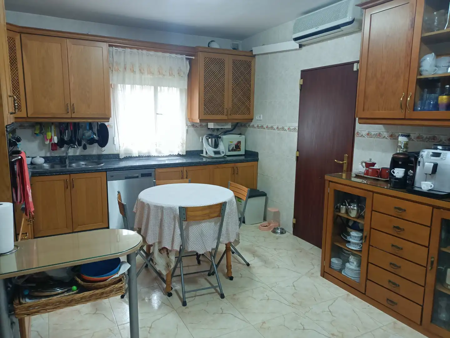 Cuina de Casa o xalet en venda en Poniente-Norte - Miralbaida - Parque Azahara