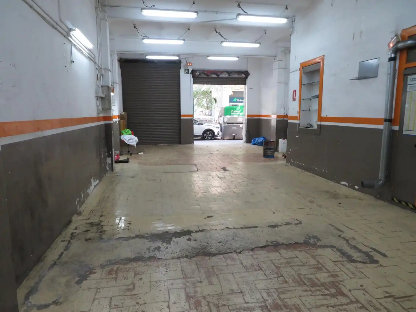 Local comercial de lloguer a Carrer Carrer Rocafort, imagen 2