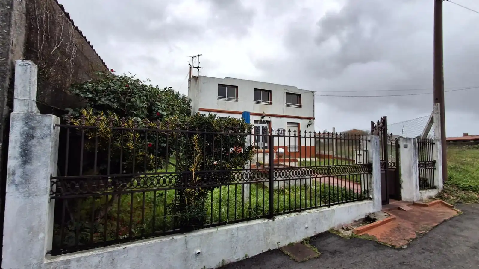 Exterior view of Houses for sale in Boiro  with Private garden and Storage room