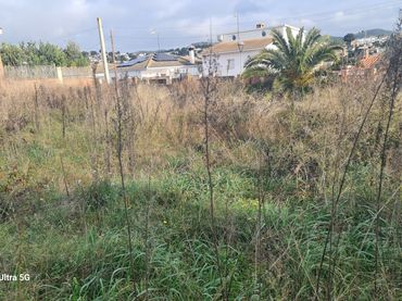 Terreny residencial en venda a Carrer Alzines 2
