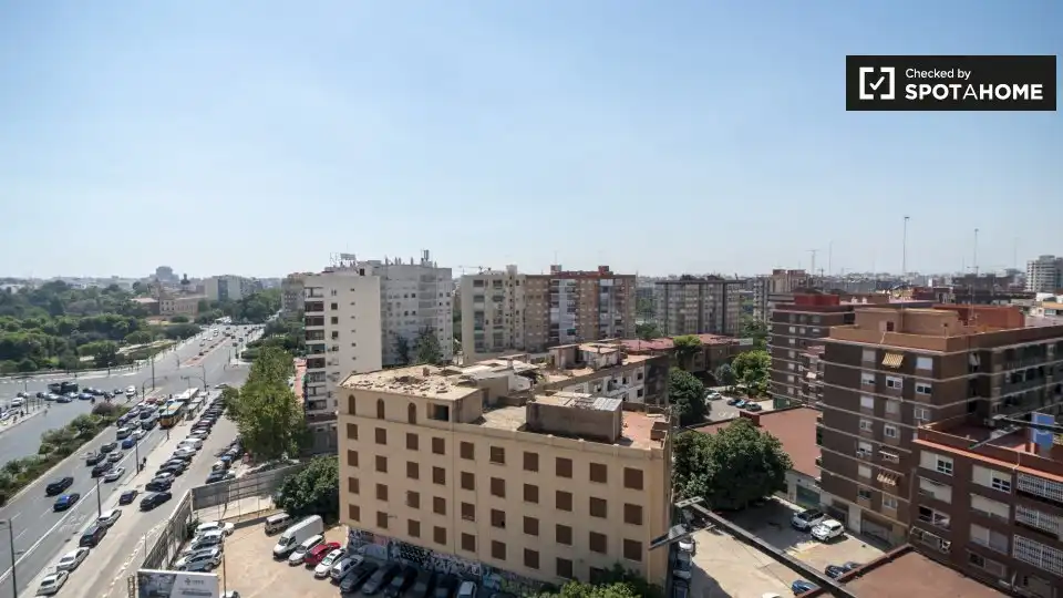Vista exterior de Pis de lloguer en Valencia amb Aire condicionat, Calefacció i Moblat