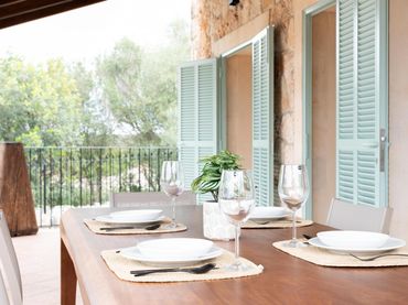 Villa avec balcon à vendre à Sineu