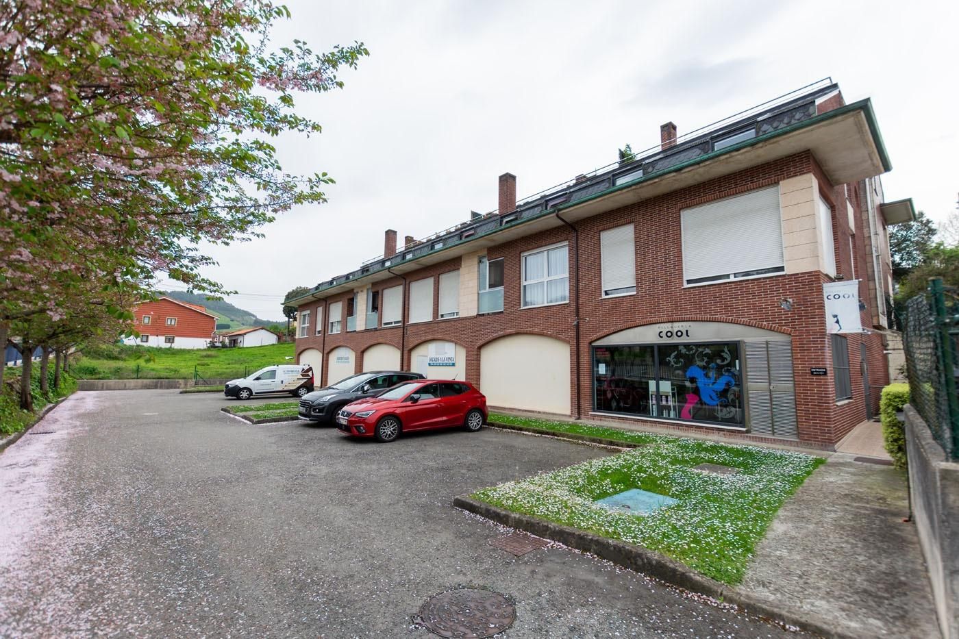 Vista exterior de Dúplex en venda en Piélagos amb Calefacció i Jardí privat