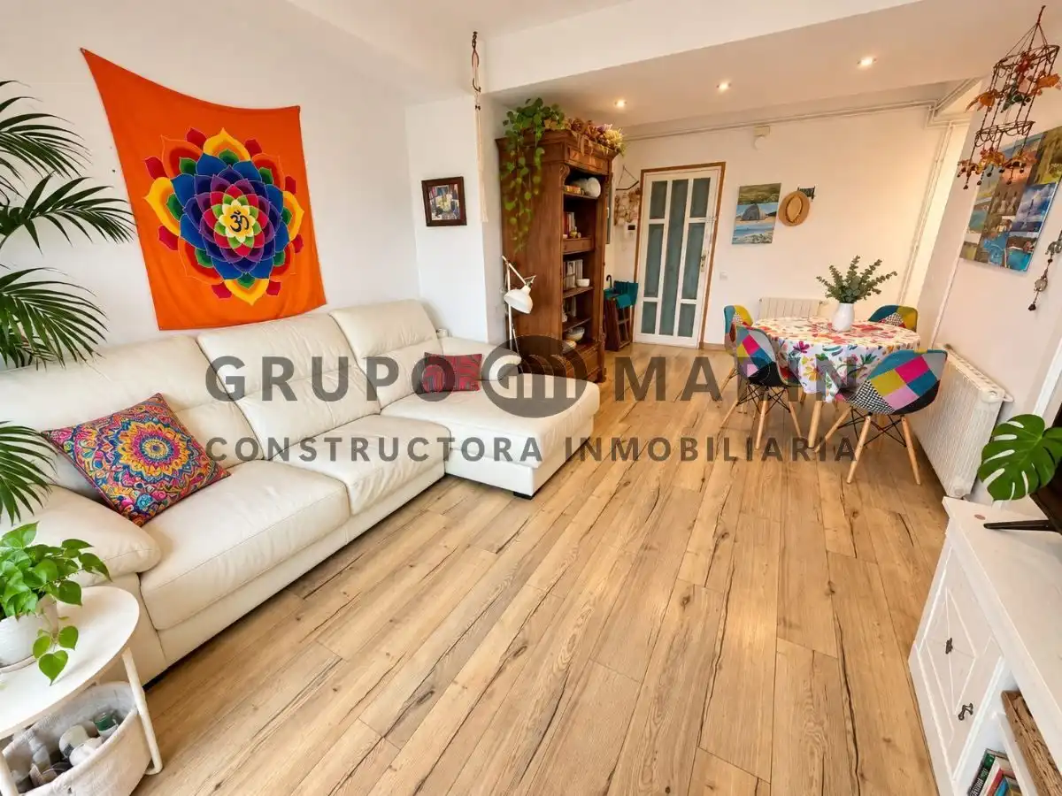 Flat with pool for sale in Avinguda Vila de Madrid, imagen 4