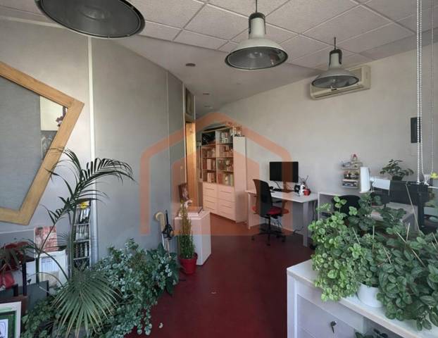 Local comercial en Venta en Tejares - Chamberí - Alcades