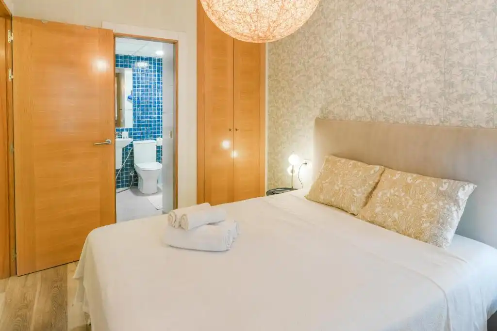 Habitación de Piso de alquiler en Málaga con Amueblado