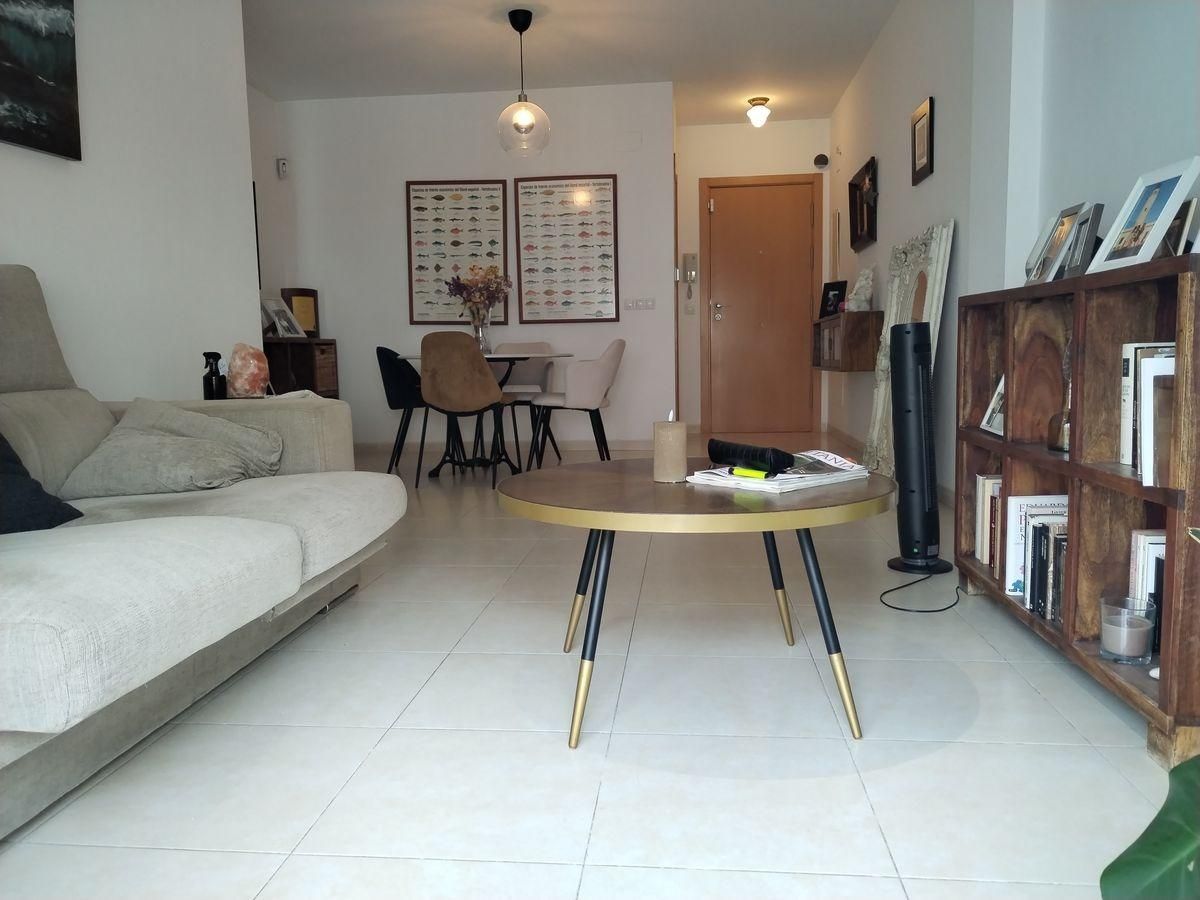 Sala d'estar de Pis en venda en Camarles amb Balcó i Piscina comunitària