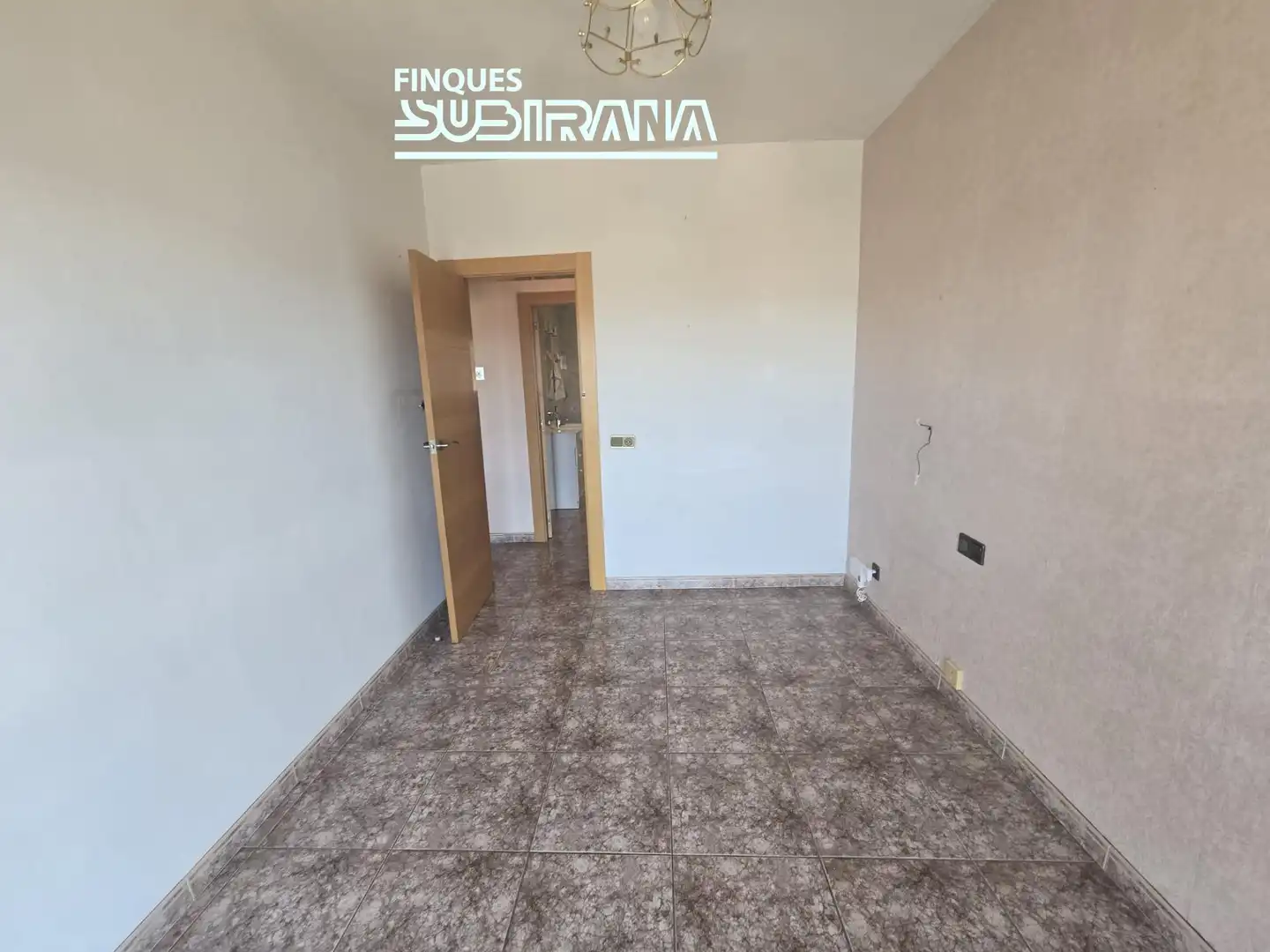 Dormitori de Pis en venda en Igualada amb Calefacció i Terrassa