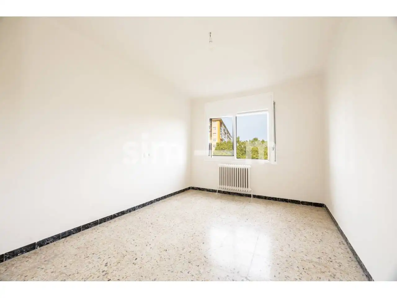 Schlafzimmer von Wohnung zum Verkauf in Vic mit Heizung und Balkon