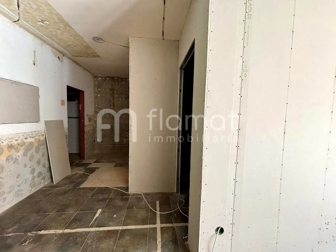 Business premises for sale in Tordera pueblo, imagen 13