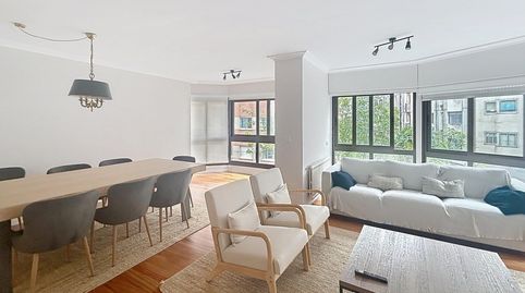 Foto 2 de Piso en venta en Ensanche - Sar, Santiago de Compostela