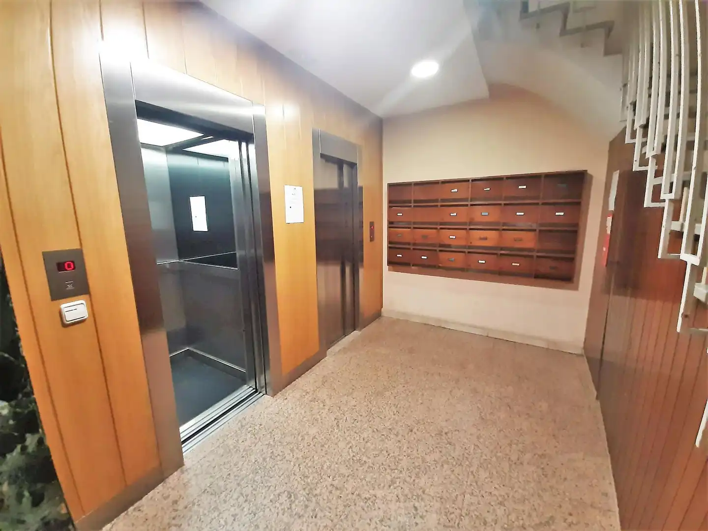 Büro zur Miete in Barcelona mit Klimaanlage, Heizung und Möbliert