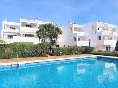 Piscina de Apartament en venda en Sotogrande amb Aire condicionat, Terrassa i Traster