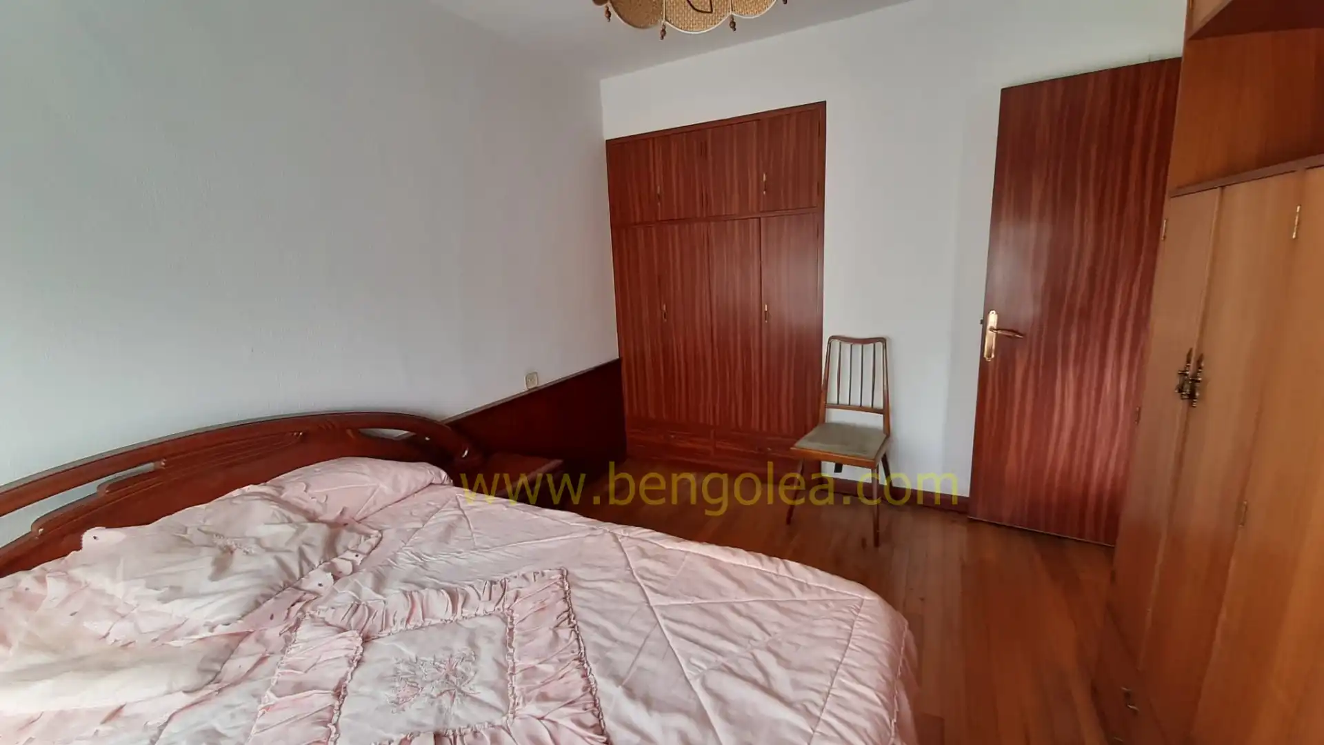 Habitación de Piso en venta en Barakaldo  con Terraza, Trastero y Amueblado
