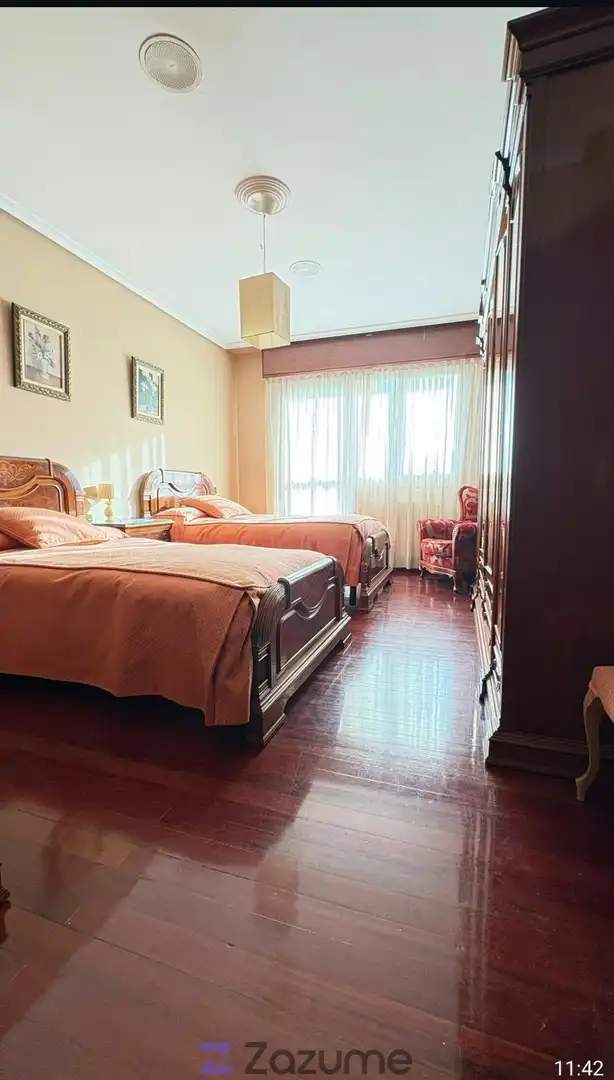 Habitación de Dúplex de alquiler en Noja con Jardín privado, Terraza y Piscina