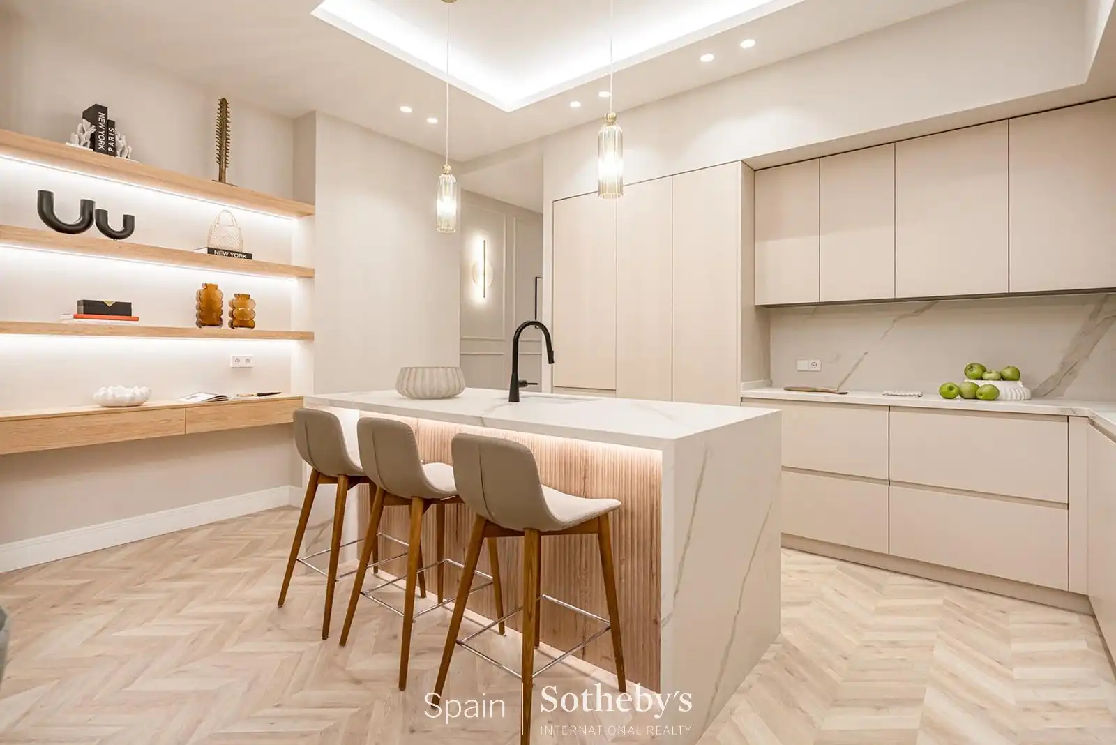 Cocina de Apartamento en venta en Madrid con Aire acondicionado y Calefacción
