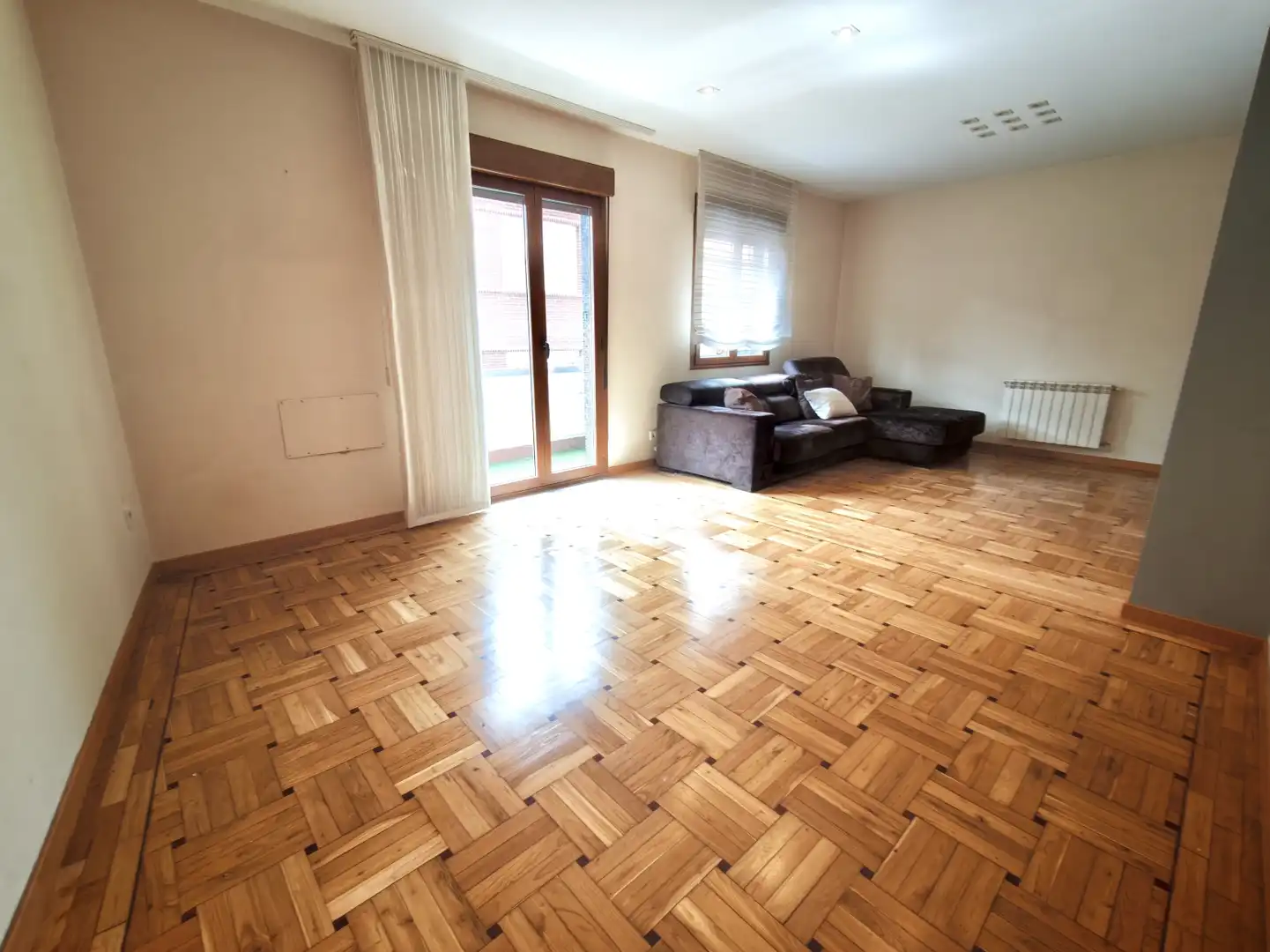 Piso en venta en Gijón - Calle Enrique Martinez, La Arena